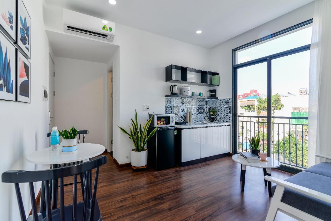 Cozrum Homes The Gallery Residence Хошимин Экстерьер фото