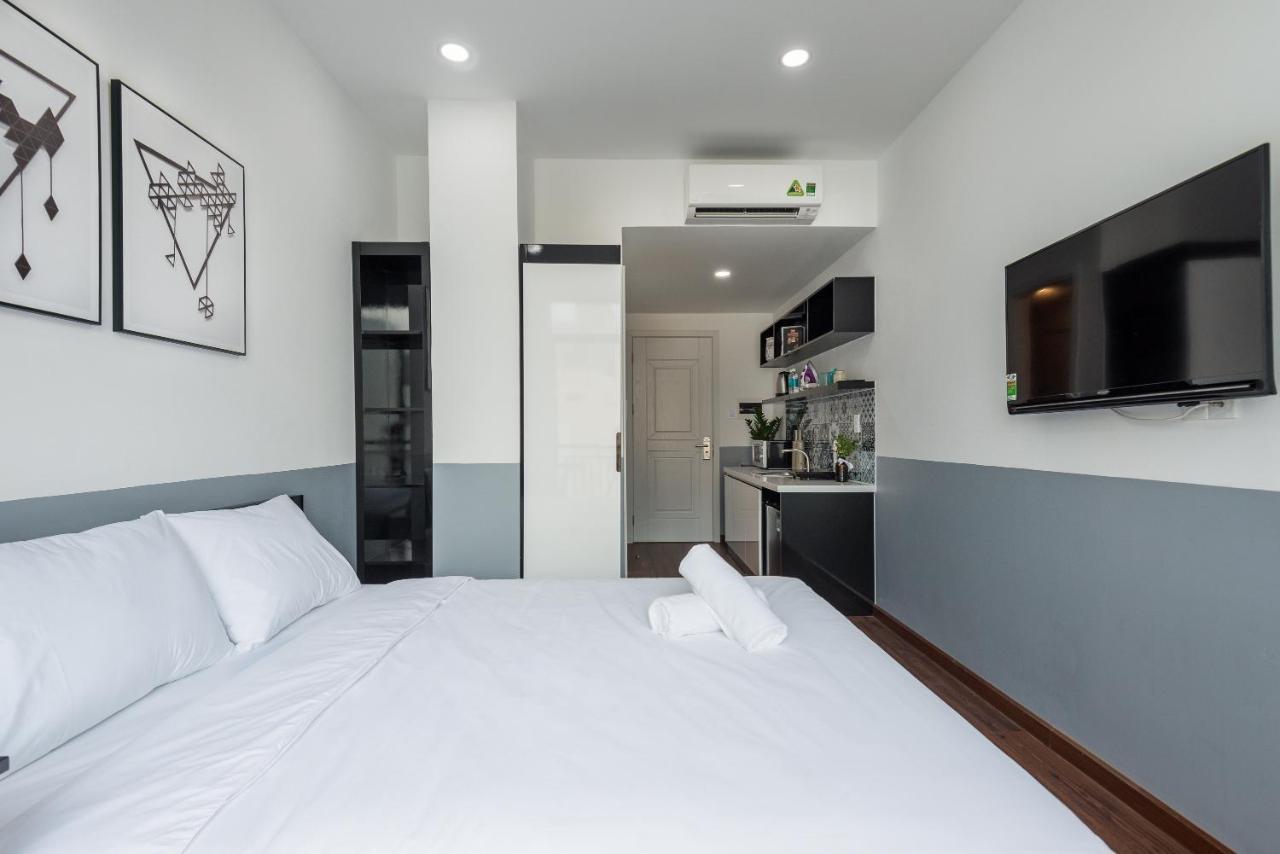 Cozrum Homes The Gallery Residence Хошимин Экстерьер фото